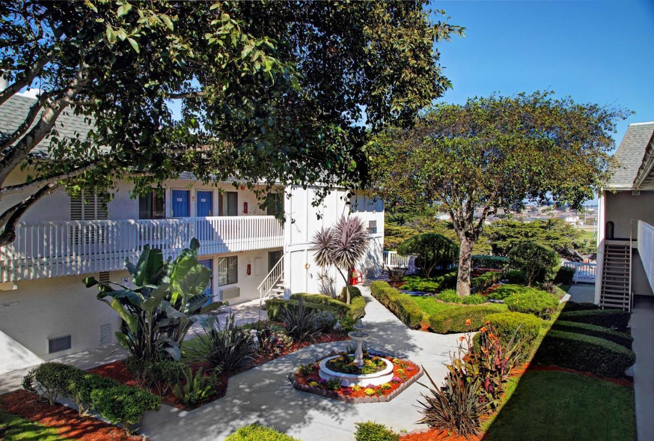 Motel 6-Marina, Ca - Monterey Luaran gambar