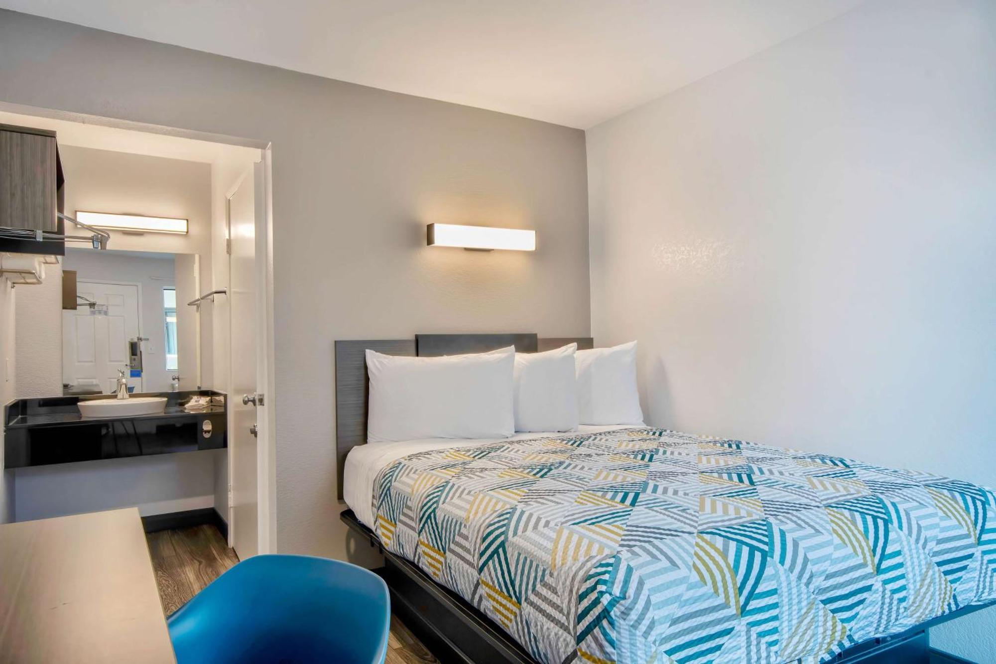 Motel 6-Marina, Ca - Monterey Luaran gambar
