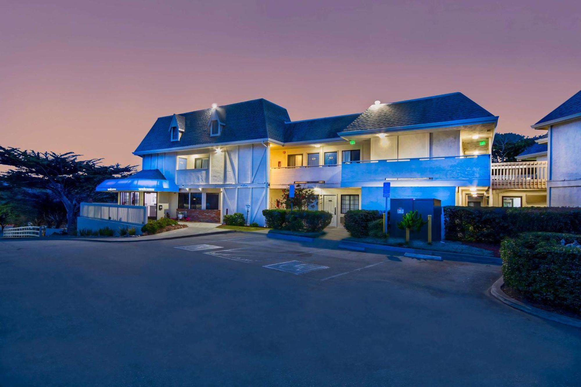 Motel 6-Marina, Ca - Monterey Luaran gambar