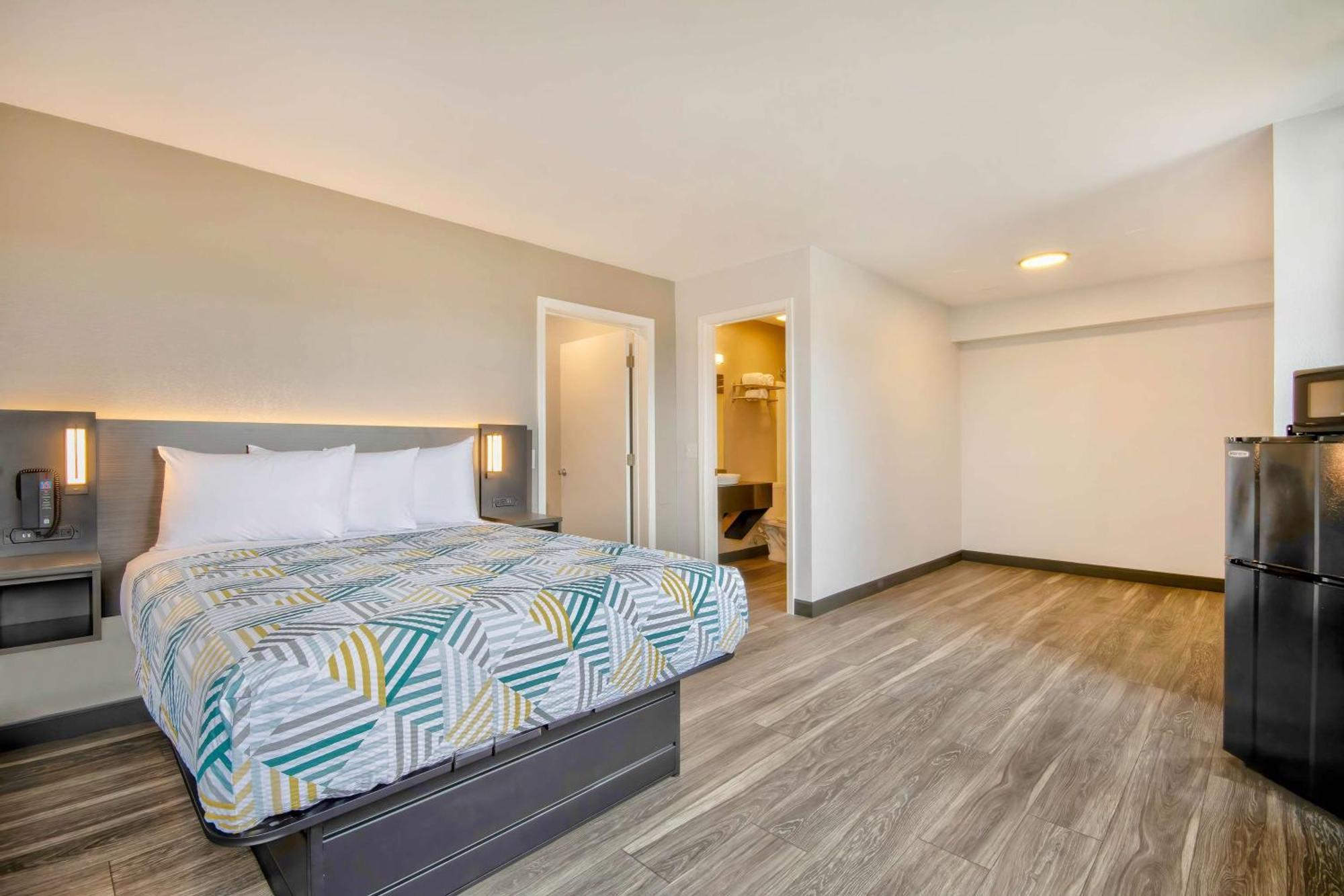 Motel 6-Marina, Ca - Monterey Luaran gambar